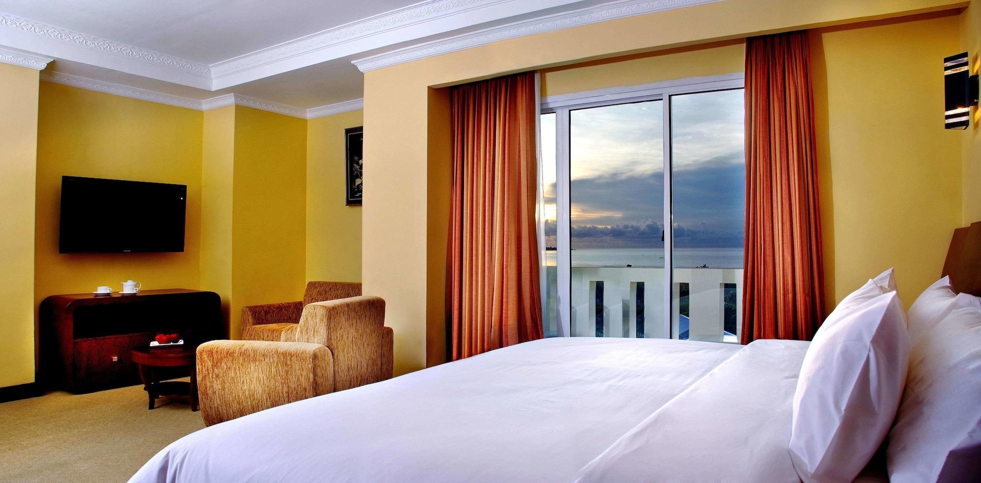ASTON Niu Manokwari Hotel&Conference Center Exterior foto