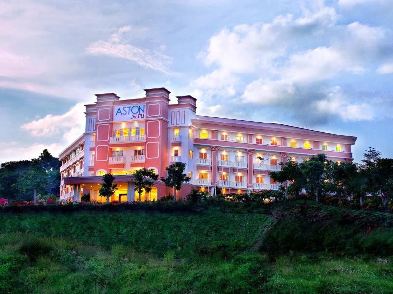 ASTON Niu Manokwari Hotel&Conference Center Exterior foto